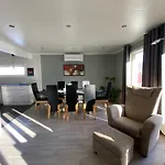 Polar Luxury House - With Sauna And Free Parking