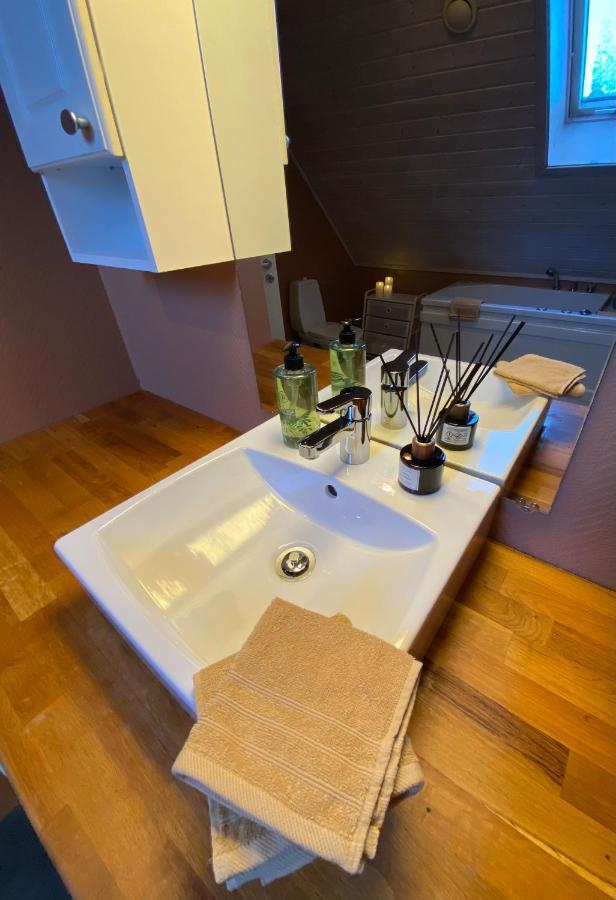 Polar Luxury House - With Sauna And Free Parking *